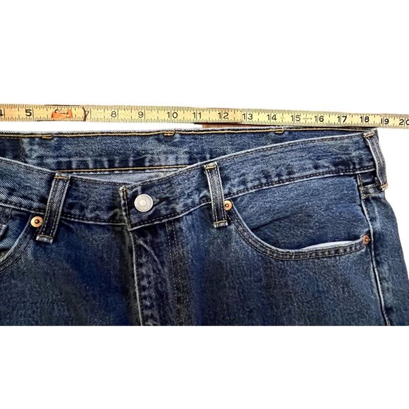 Levi's men 505 jeans medium wash size 38 x 32 - Picture 7 of 8